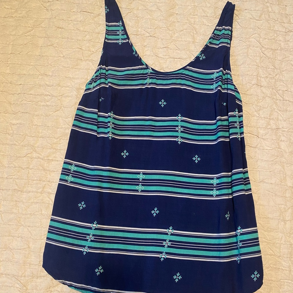 Womans Gap Tank Top Shirt